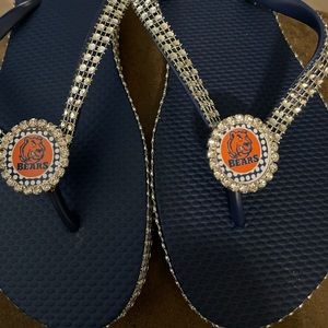 Chicago bears flip flops